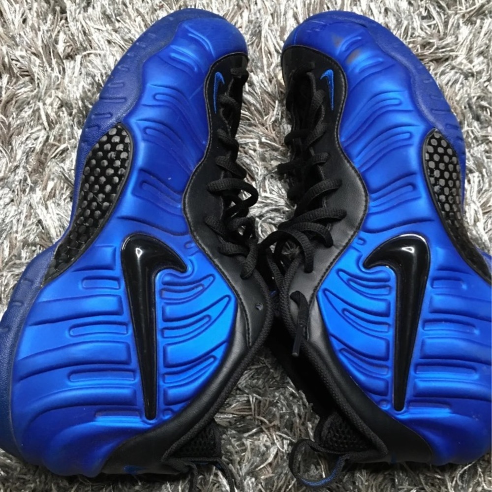 Nike foams